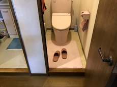 190406-moriokasama toire mae.JPG