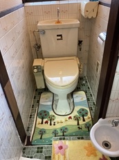 201201-161219_kajiokasama toire mae2.JPG