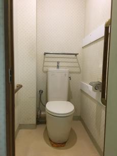 20181102 kougo toire mae.jpg