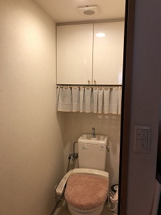 20200409 dsama toire mae.jpg