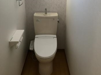 シャワートイレを新しく取り付けました！