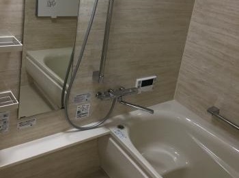 床の内側にやわらかクッションをぎゅっ!　一度使うと忘れられない踏み心地です。